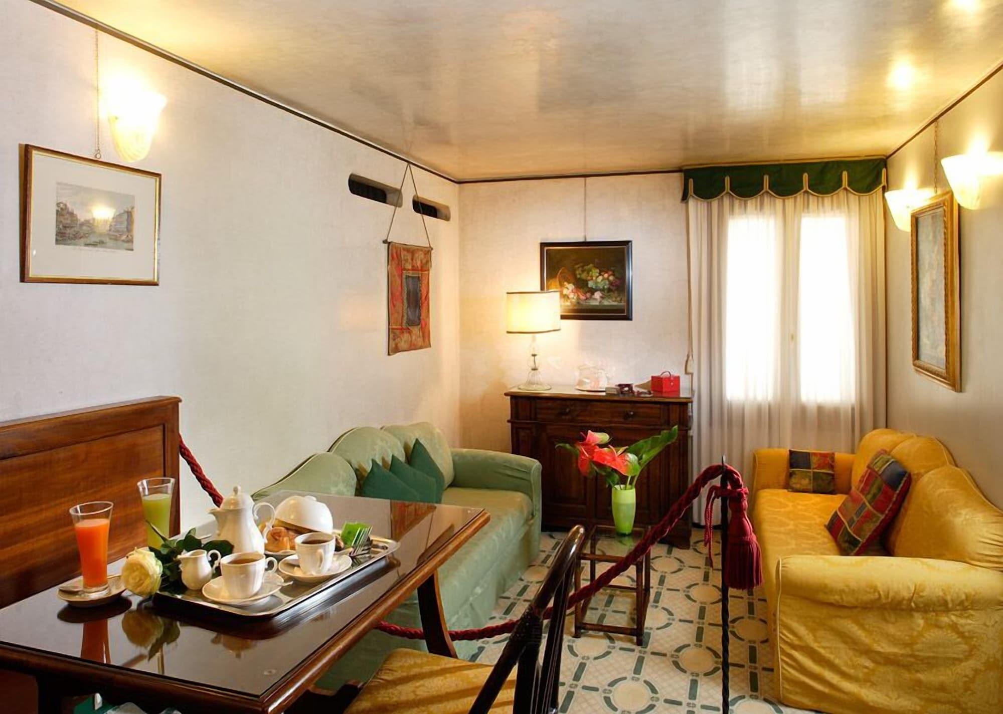 Palazzo Del Giglio Hotel Venice Ngoại thất bức ảnh