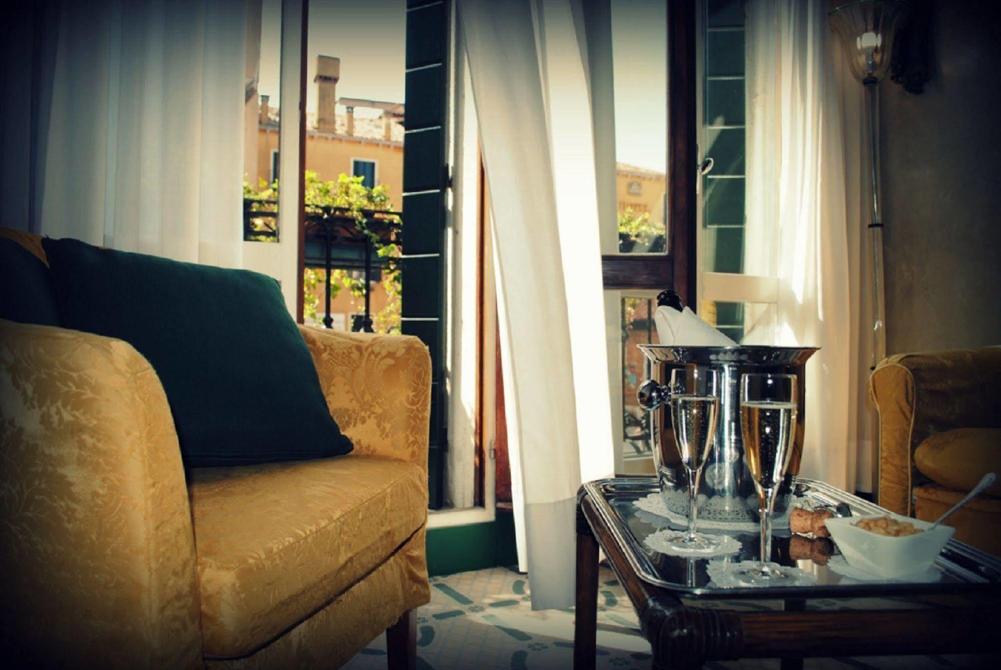 Palazzo Del Giglio Hotel Venice Ngoại thất bức ảnh